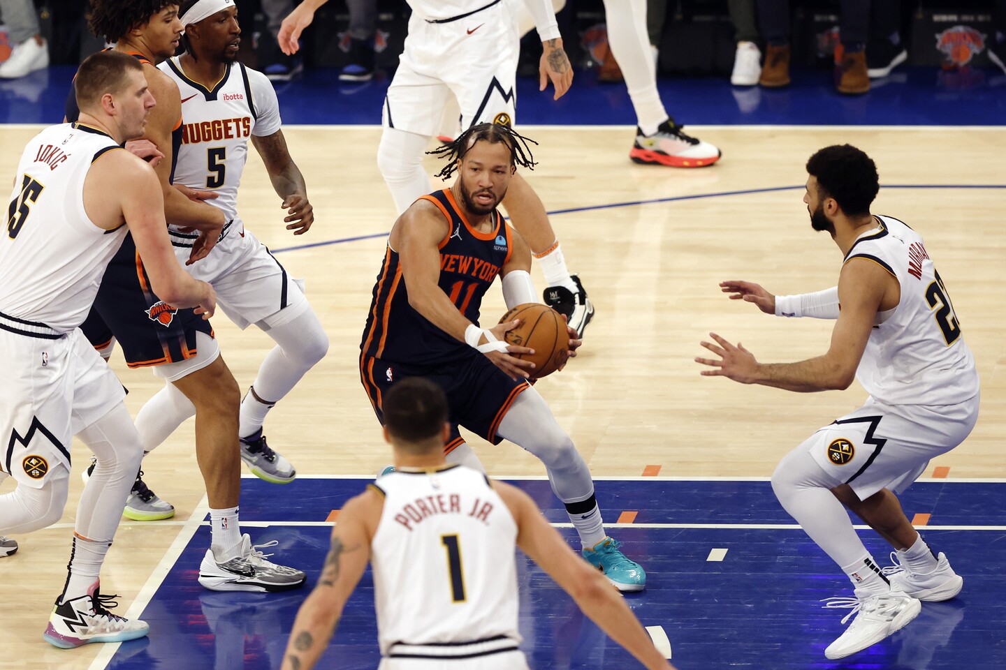 最終値下げ　ニックス　NBA KNICKS フーディ　バスケットボール 最終値下げニックスNBA KNICKS フーディバスケットボール