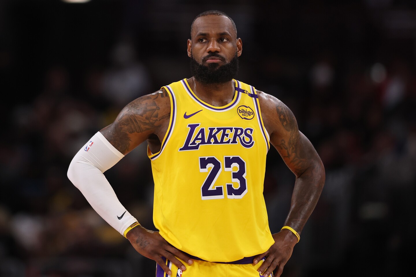 レブロンジェームズ NBA】レブロン・ジェームズはビル・ラッセルへのリスペクトから