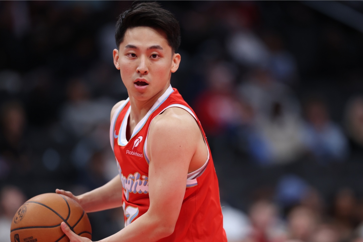 泣いちゃうわ」河村勇輝のブルズ背番号8＆日の丸カットに日本人感激