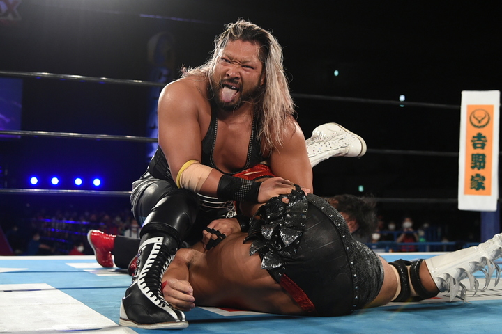 新日本『G1』暴走EVILが内藤を破り首位!BC問題には「ジェイ 新日本『G1』暴走EVILが内藤を破り首位!BC問題には「ジェイ