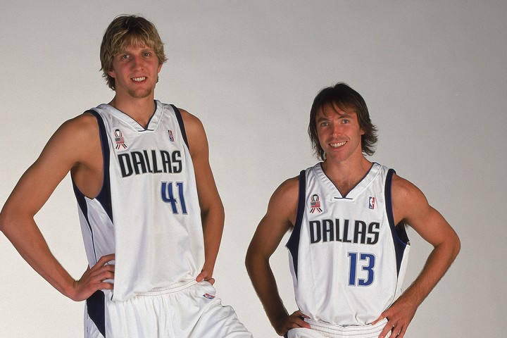 【 未開封 】 ＮＢＡ ダーク・ノヴィツキー  マーベリックス マクファーレン リポート】マブスが1月にダーク・ノビツキーの41番を永久欠番化