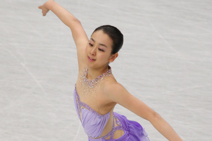 癒される 浅田真央が披露した 秋色シャツ エプロン姿 に 可愛い過ぎる と絶賛の声 The Digest