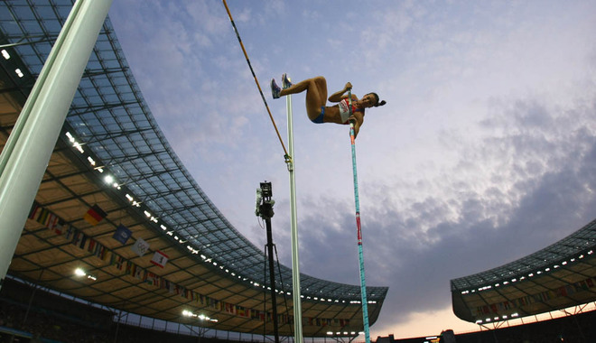 PHOTO】ロシアが誇る“空飛ぶ美女”、エレーナ・イシンバエワの厳選