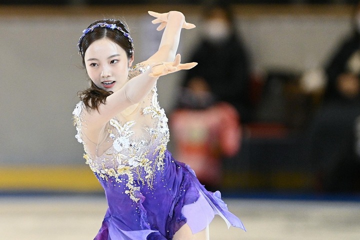 透明感がヤバイ 本田真凜が公開したプロ撮影の 最強スマイルショット にファン大喝采 可愛すぎるムリ The Digest