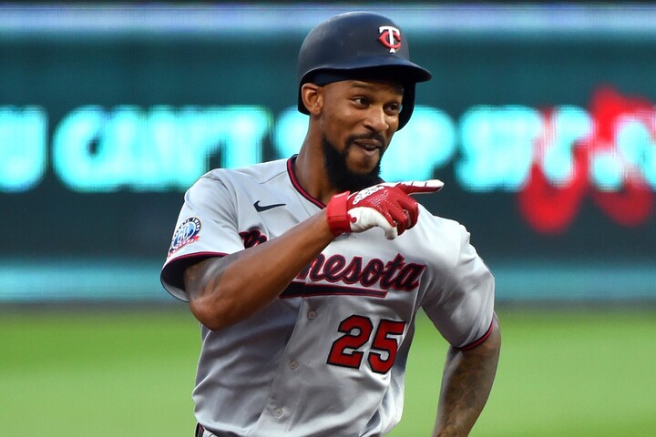 【注目のMLBスターファイル】トラウト級の才能が開花!5ツールを備えたバイロン・バクストンの凄み<SLUGGER> THE DIGEST