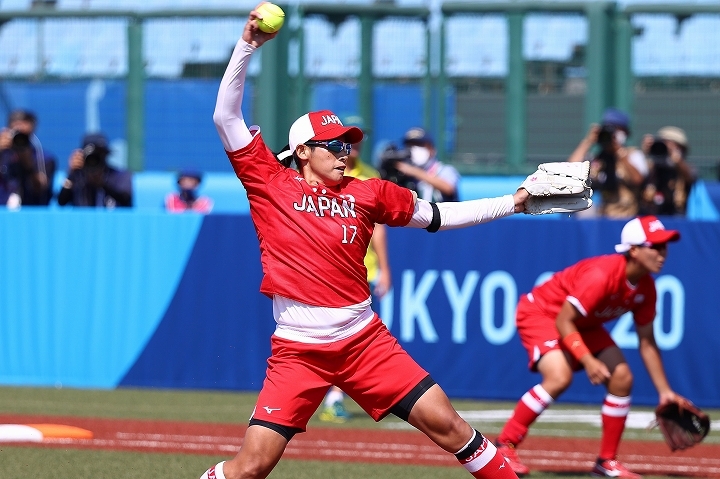いまだ128キロのボールを 開幕戦 で貫録投球のソフト日本エース 上野由岐子を海外メディアも絶賛 健在ぶりを示した 東京五輪 The Digest