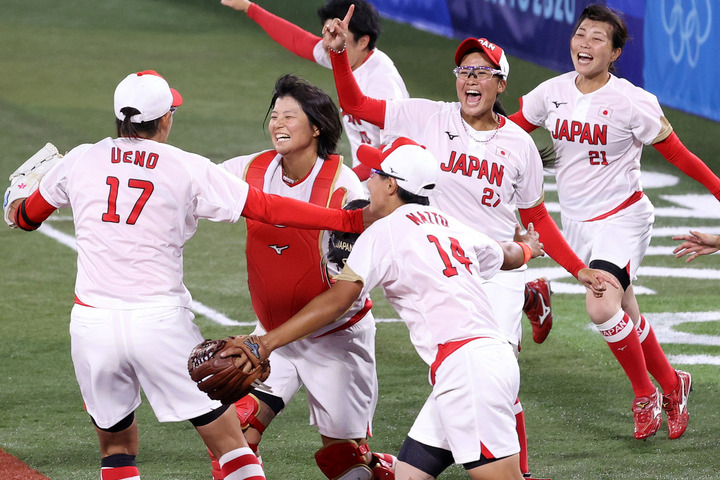 最高の競技のひとつだ 日本が繰り広げた 熱すぎる ソフトボール決勝に米記者感動 次にいつ見られるのか 東京五輪 The Digest