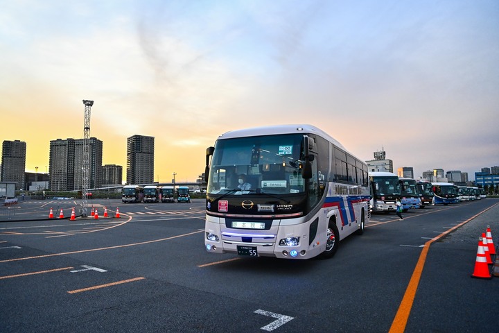 おもてなしが素晴らしい 日本人ドライバーの 親切心 に来日記者が感激 バスに水筒を忘れた体験記を綴る 東京五輪 The Digest