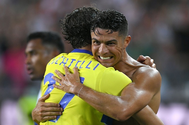 C ロナウドはなぜマンuに電撃復帰したのか 英紙が交渉の舞台裏を紹介 シティはスターリング放出も覚悟したが The Digest