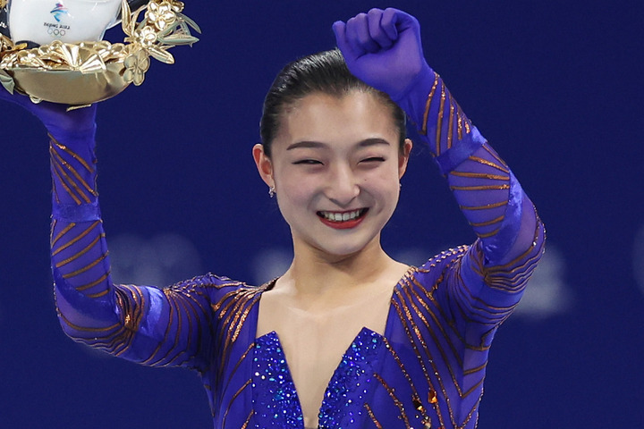 坂本　花織 証明書付直筆サイン入りフォト　フィギュアスケート 銅メダル　北京五輪 Amazon.co.jp: 正規品 直筆サイン付き写真 坂本花織 女子