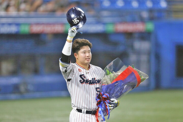「3枚セット」【村上宗隆】プロ野球史上初5打席連続本塁打　達成記念セット 3枚セット」【村上宗隆】プロ野球史上初5打席連続本塁打 達成