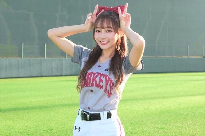 WBC 台湾チア 林襄 リンシャン ユニフォーム メンズ 2XL 台湾プロ野球 ボディがえぐすぎる！」WBCを盛り上げた台湾人気チアが胸元ど