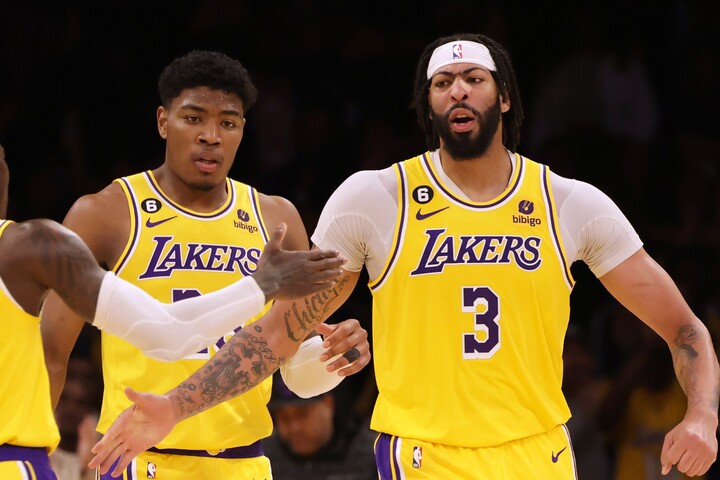 ADを観ているのが大きい」デイビスをお手本に守備力を向上させた八村塁