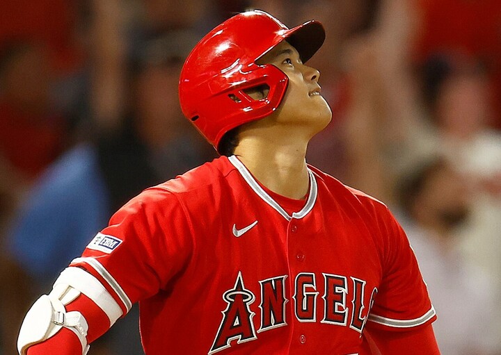 正気の沙汰じゃない！」大谷翔平が魅せた“起死回生35号HR”に米驚愕