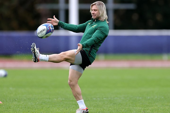 ラグビー南アフリカ代表の面々が楕円球で見事なリフティング! 華麗な足技に母国ファンは「サッカー代表に必要な才能だ」 THE DIGEST