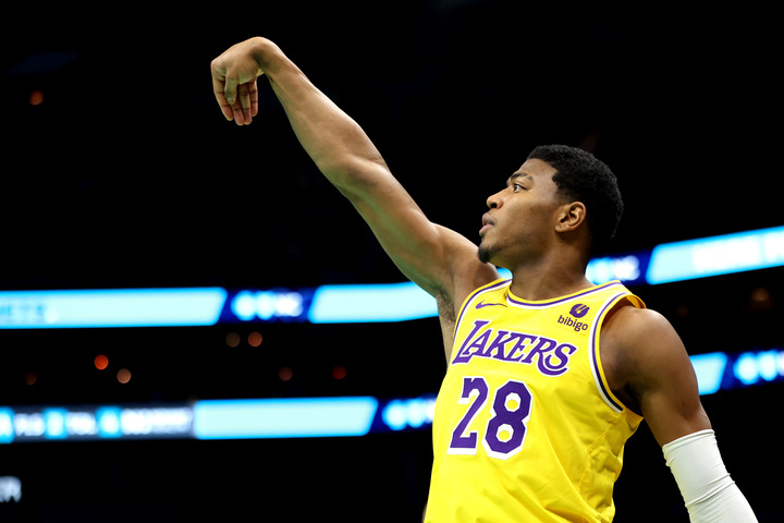 NBA STARTING LINEUP レイカーズ八村塁フィギュア（NBA】3度目の