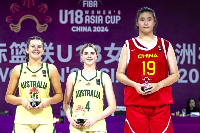 まさかの大差がついた…」42得点＆大会MVPにも“223cm”中国女子バスケ17