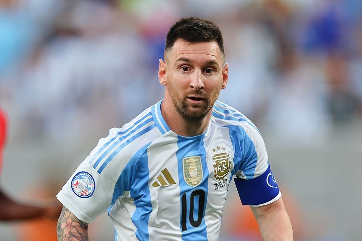 選手支給品モデル　メッシ アルゼンチン代表 コパ・アメリカ決勝 ユニフォーム アルゼンチン代表 メッシ 20/22ホーム コパアメリカ決勝モデル 選手