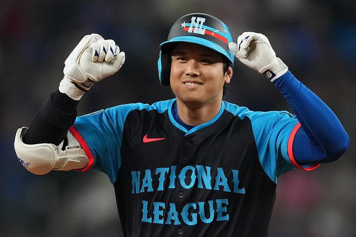 大谷翔平メジャー初勝利/初ヒット/初ホームランカード(PSA満点3枚セット)