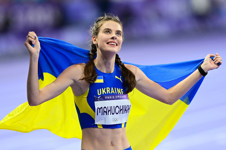 ヤロスラワ・マフチフ 直筆サイン A4 世界陸上 オリンピック 眠れる森の美女 ヤロスラワ・マフチフ 直筆サイン A4 世界陸上 オリンピック