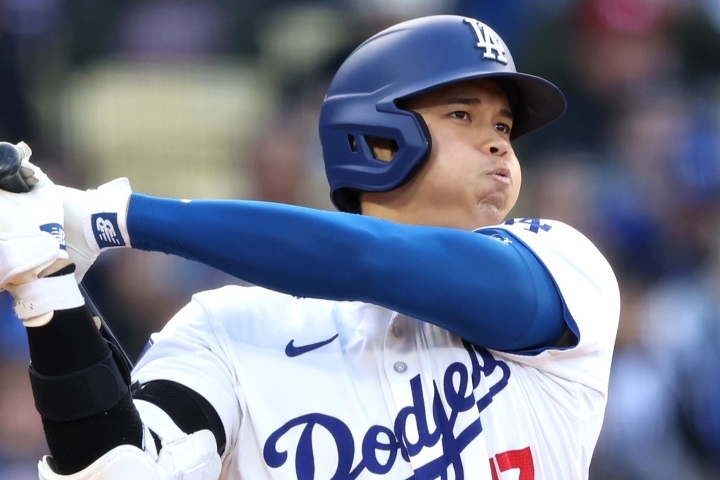 いま世界はオオタニを待っている」ドジャースの大谷翔平、初の