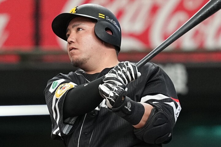 ユニ買い直しやん」ソフトバンク山川穂高が背番号『25』→『5』に変更