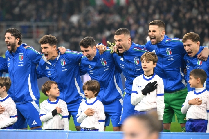 イタリアワールドカップ時のETRVSCO LIBEROになります。 イタリアワールドカップ時のETRVSCO LIBEROになります。