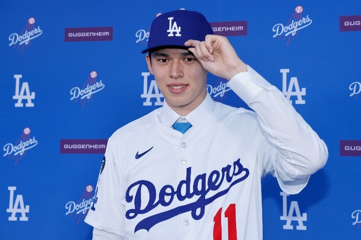 ドジャースにお世話になります」佐々木朗希がLA入団の裏側を告白