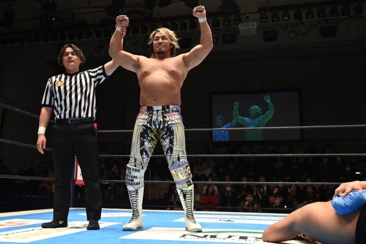 新日本プロレス　ヤングライオン　棚橋弘至サイン入り　#白るまんどのフィギュア 新日本プロレス ヤングライオン 棚橋弘至サイン入り #白るまん
