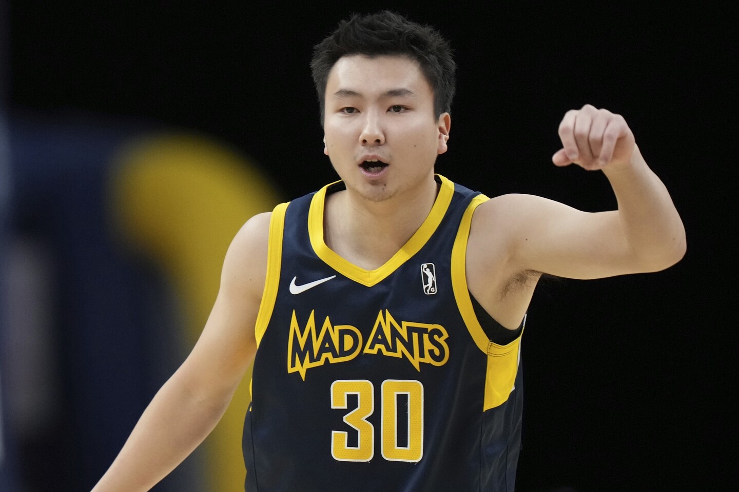 NBA解説者　中原　雄の1人でもできるバスケットボール上達練習法 Amazon.co.jp: NBA解説者 中原雄の一人でもできる