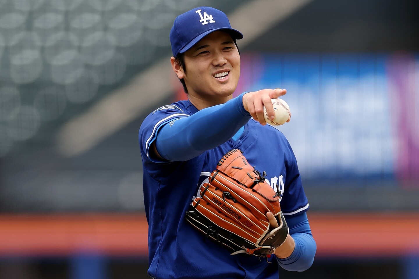 品質が完璧 二刀流復活】大谷翔平 2013ルーキーカード lCONS HOPE スポーツ選手